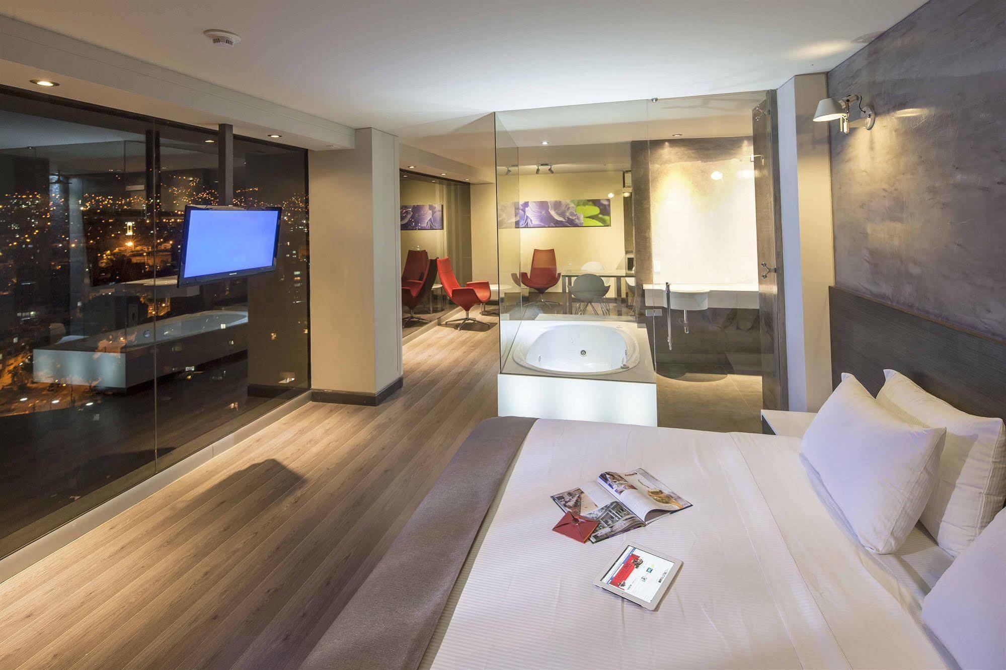 Inntu Hotel Медельин Экстерьер фото
